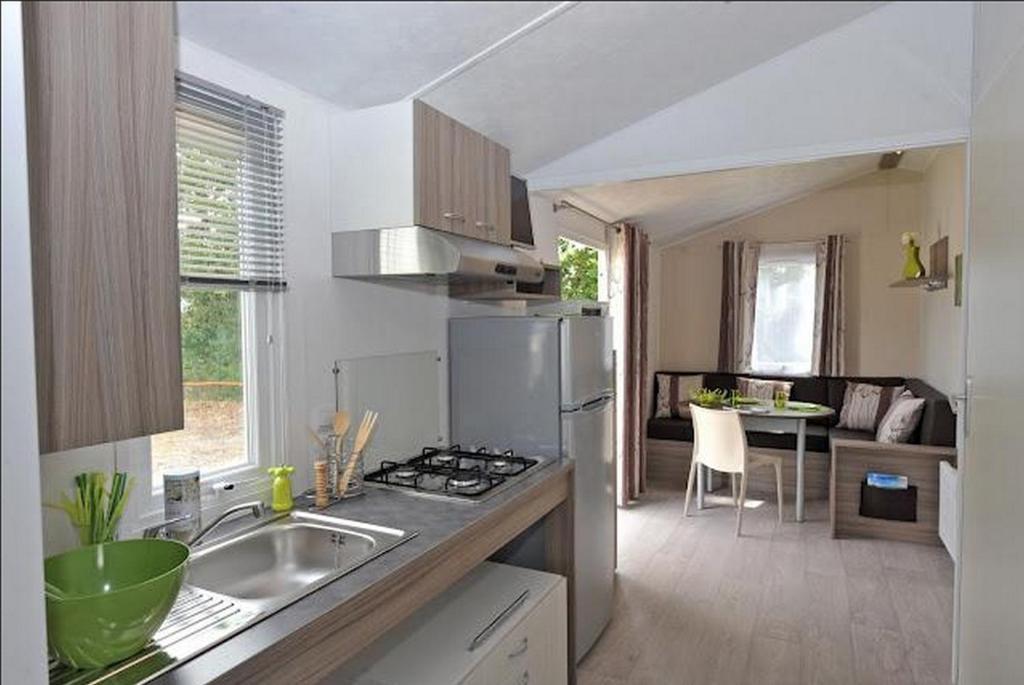 Camping Au Bord De L'Aisne Guignicourt 객실 사진